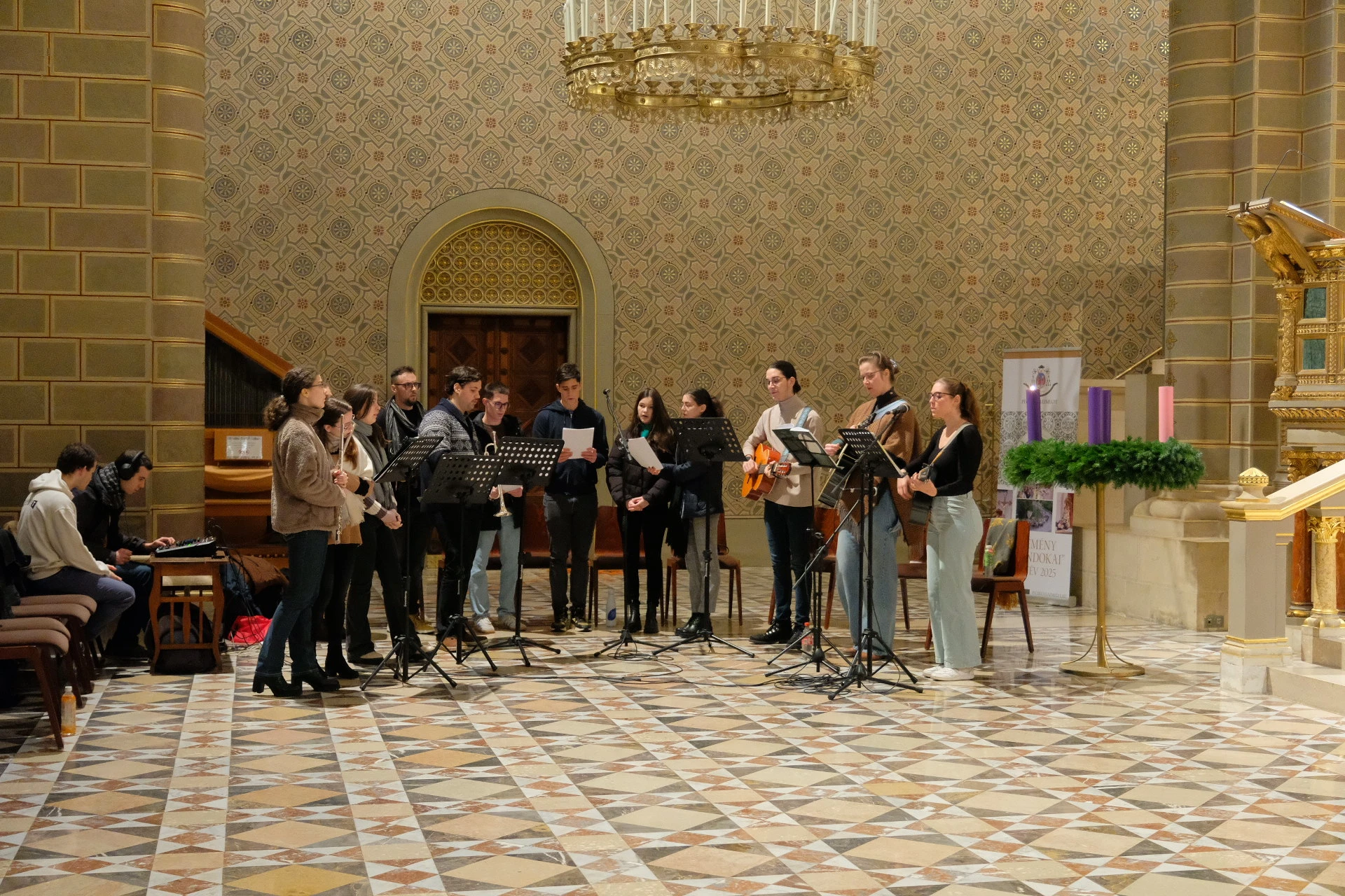 2025. Rorate szolgálat thumbnail