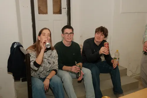 2526 Beer-pong thumbnail